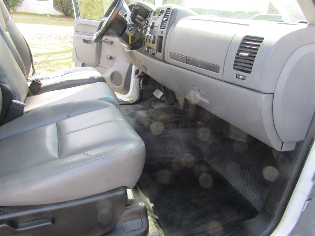 2012 Chevrolet Silverado 2500HD Work Truck - Photo 16