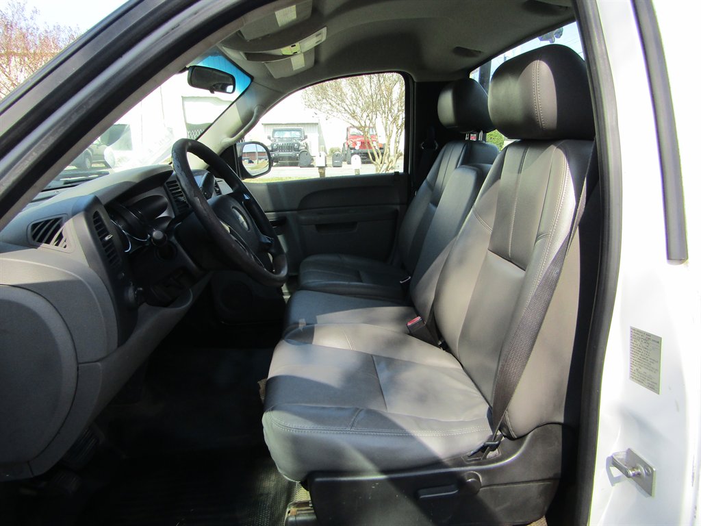 2012 Chevrolet Silverado 2500HD Work Truck - Photo 13