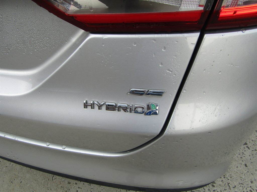 2017 Ford Fusion Hybrid SE - Photo 10
