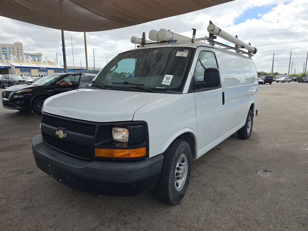 2016 Chevrolet Express 2500 Work Van HD's photo