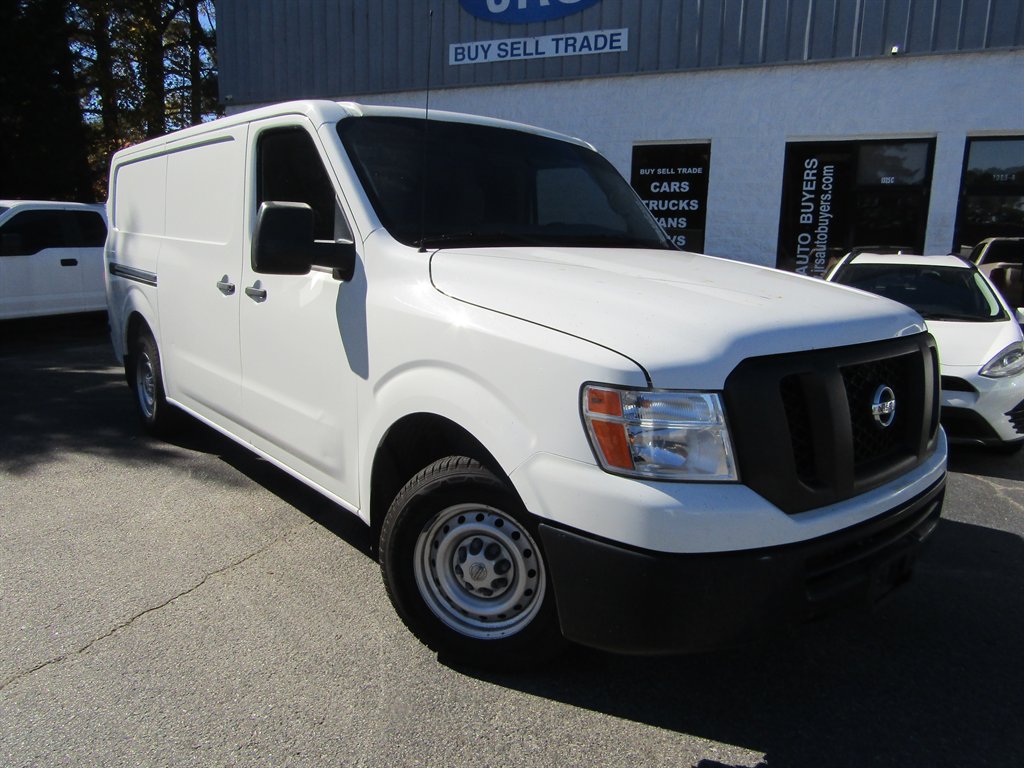 2019 Nissan NV Cargo S - Photo 6