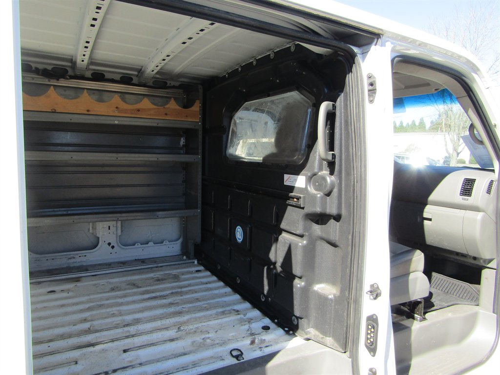 2019 Nissan NV Cargo S - Photo 21