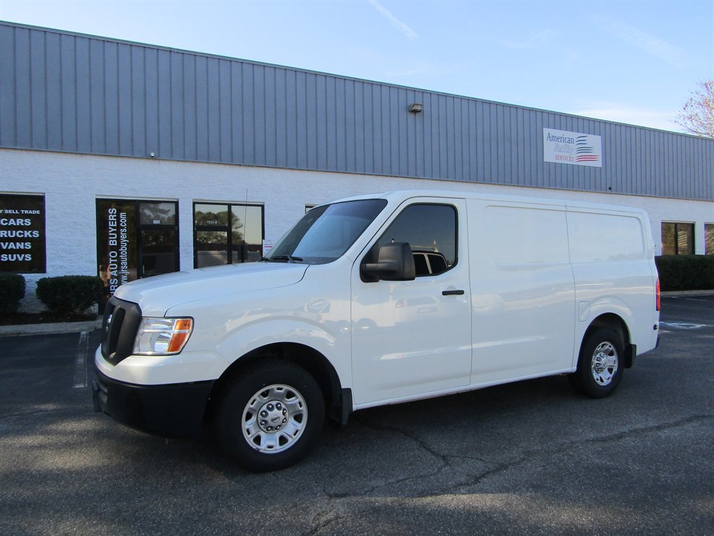 2017 Nissan NV Cargo SV's photo