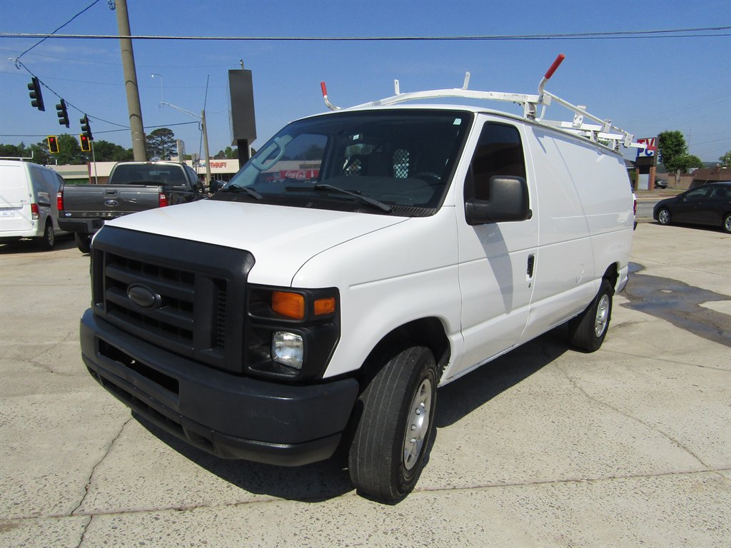 2014 Ford E-Series Econoline Van Commercial