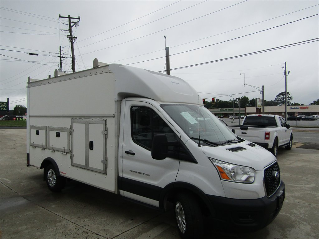 2020 Ford Transit Cutaway Base - Photo 7