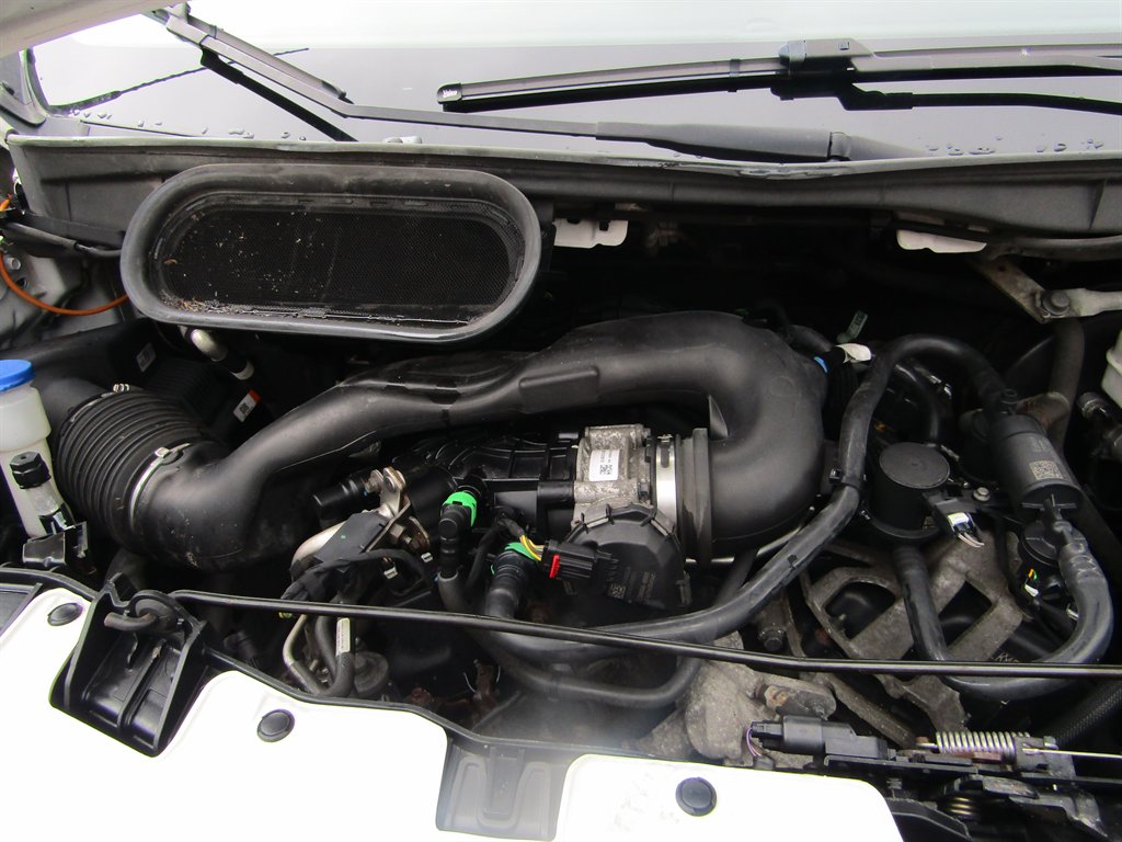 2020 Ford Transit Cutaway Base - Photo 26