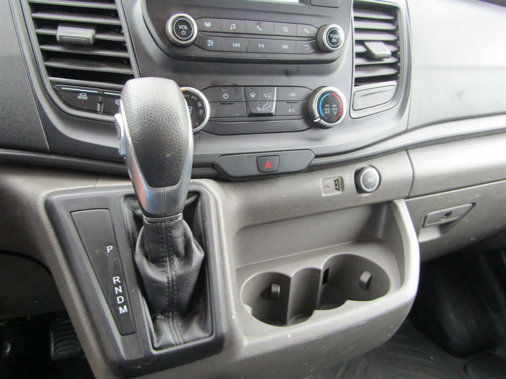 2020 Ford Transit Cutaway Base - Photo 17
