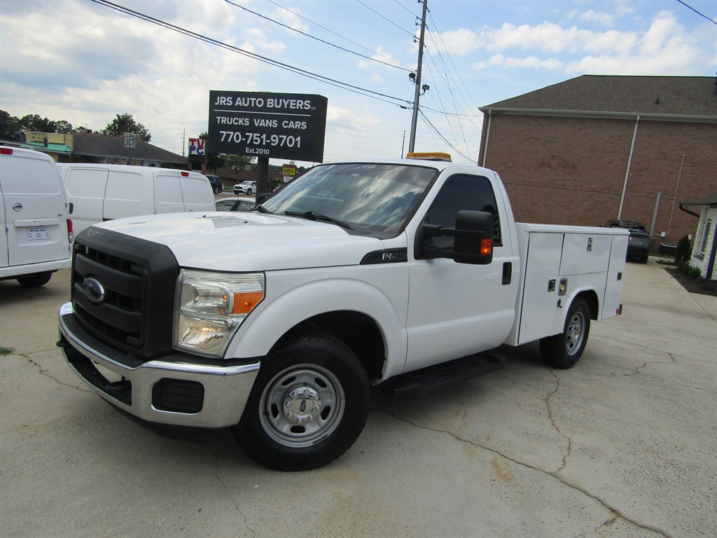 2016 Ford F-250 XL Regular Cab 8' Box's photo