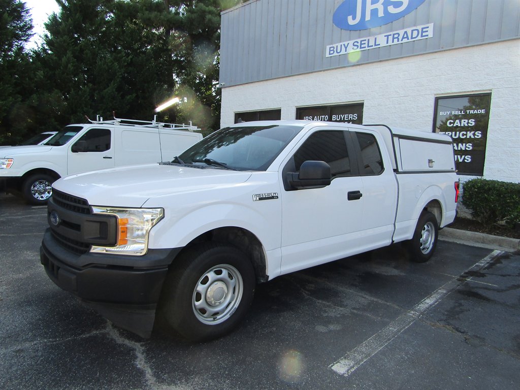 2020 Ford F-150 XL's photo