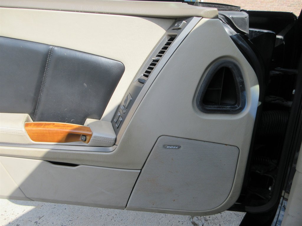 2004 Cadillac XLR Base - Photo 13